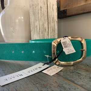 NWT White House Black Market Jade Green Snakeskin look Reversible belt